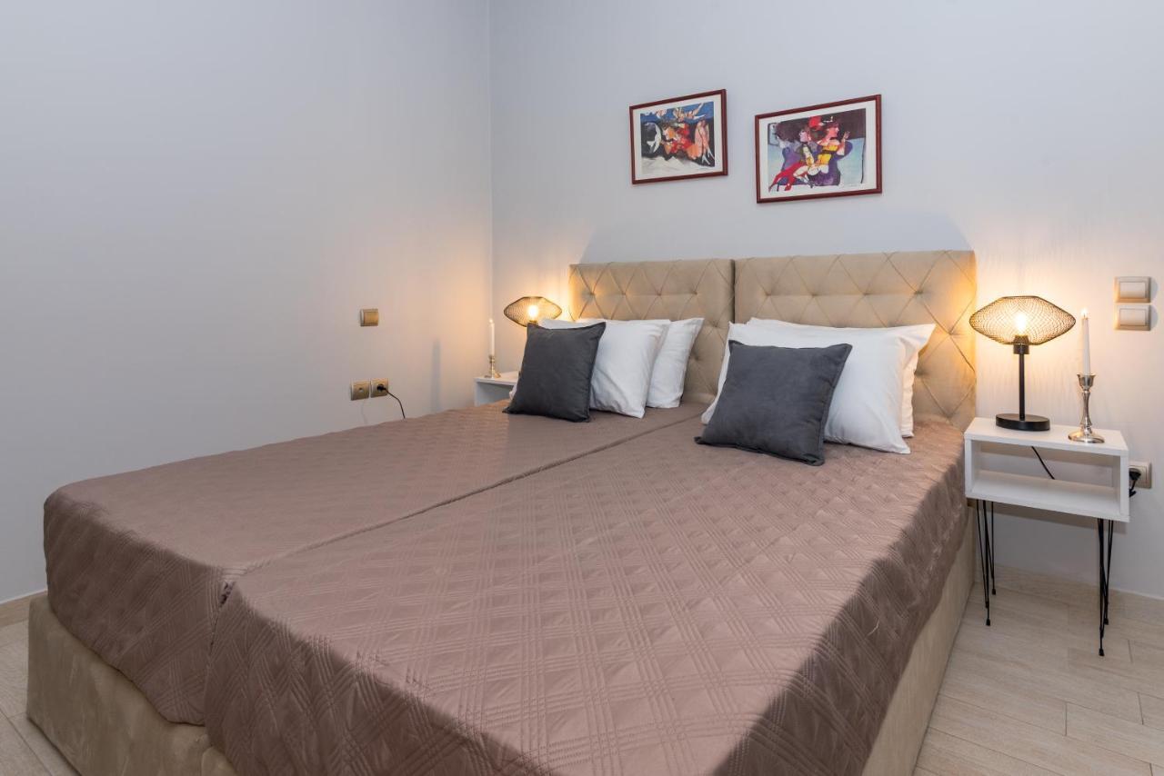 Villa Moonstone Mouzákion Екстериор снимка