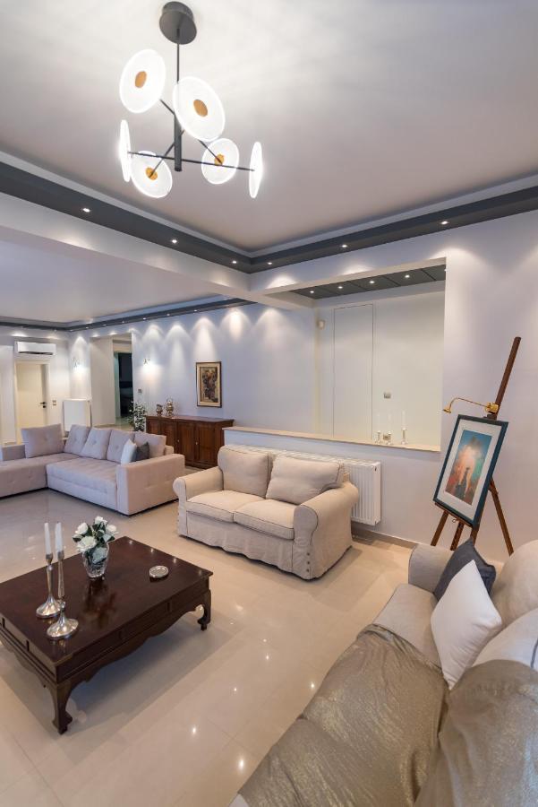 Villa Moonstone Mouzákion Екстериор снимка